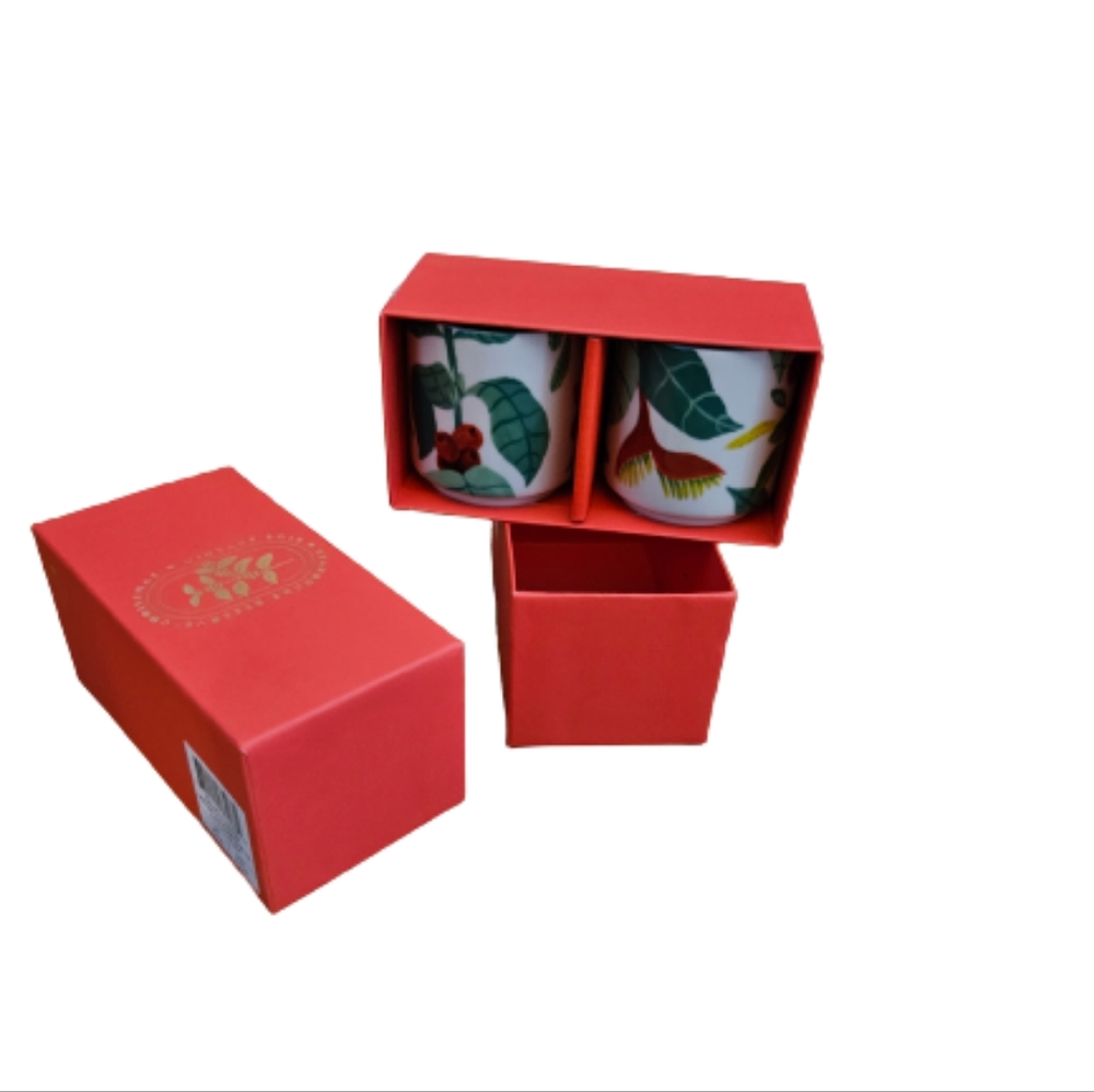 *NWT Starbucks Reserve Vintage Christmas 2018, Flora & Fauna 3 oz Espresso Cups